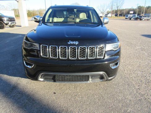 Used 2017 Jeep Grand Cherokee Limited w/ Luxury Group II image 8
