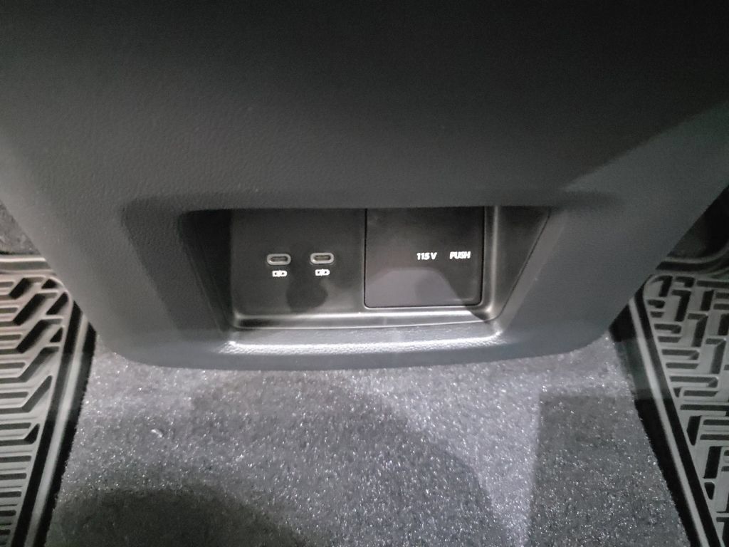 New 2026 Volkswagen Atlas SEL AWD/4WD image 31