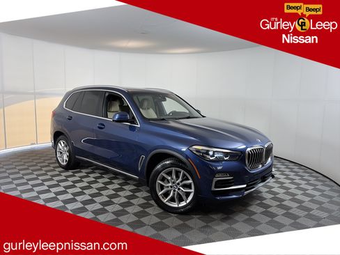 Used 2019 BMW X5 xDrive40i w/ Premium Package 2 AWD/4WD image 1