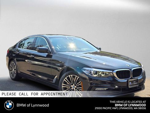 Used 2018 BMW 530i xDrive AWD/4WD image 1