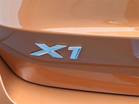 New 2025 BMW X1 xDrive28i w/ Technology Package image 16