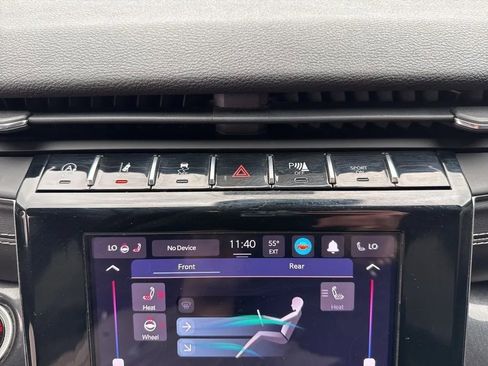 Used 2022 Jeep Grand Cherokee L Laredo image 21