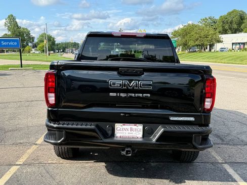 Certified 2023 GMC Sierra 1500 Elevation w/ LPO, Elevation Black Package AWD/4WD image 4