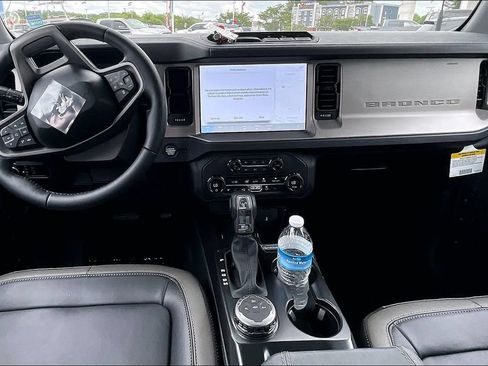 New 2026 Ford Bronco Outer Banks AWD/4WD image 5