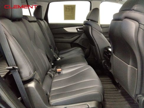 Used 2025 Acura MDX FWD image 32