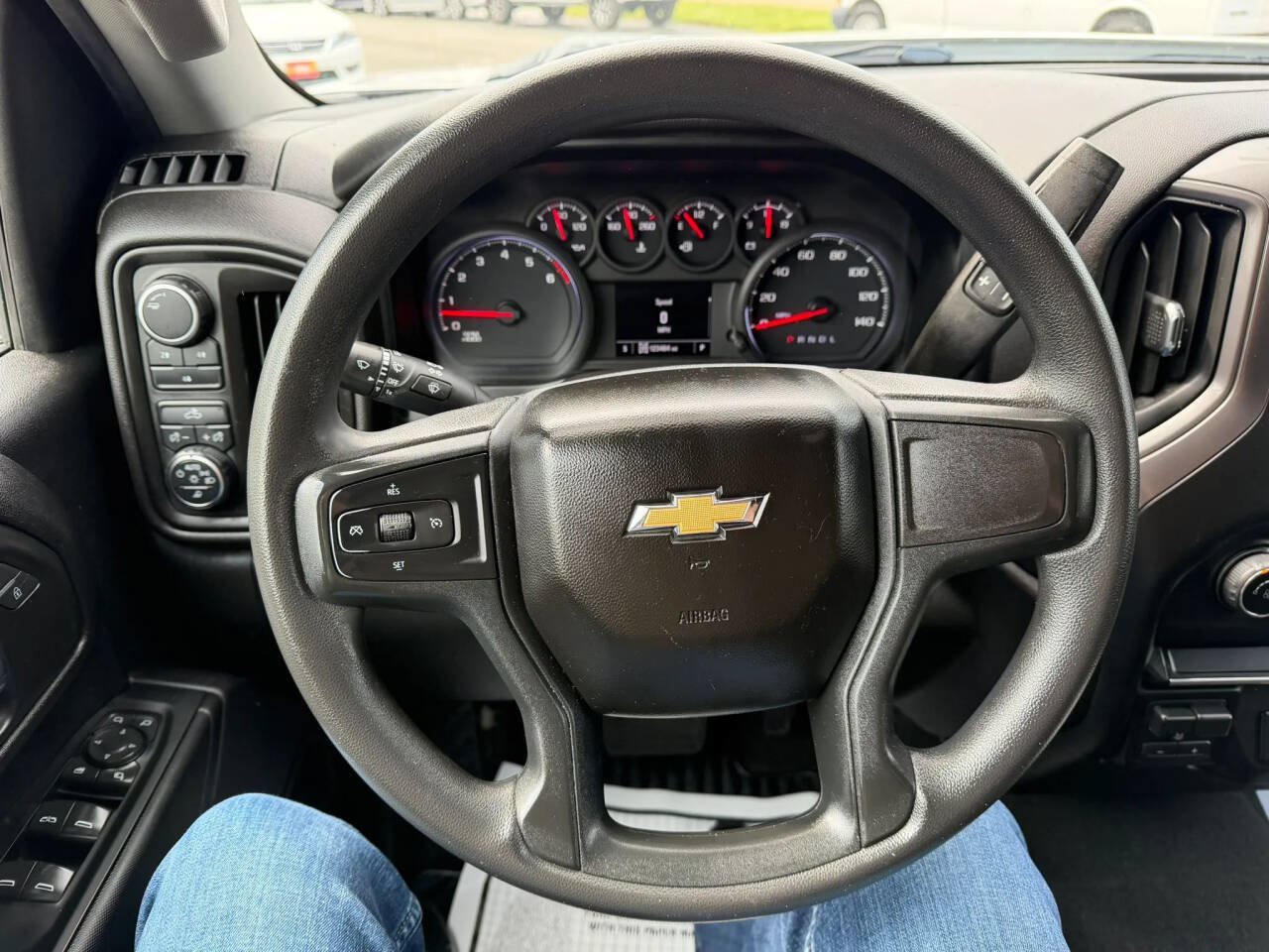 Used 2022 Chevrolet Silverado 2500 Custom w/ Custom Value Package AWD/4WD image 12
