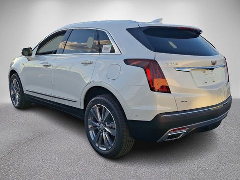 New 2026 Cadillac XT5 Premium Luxury w/ Driver Assist Package image 2