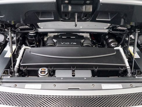 Used 2012 Audi R8 V10 AWD/4WD image 38