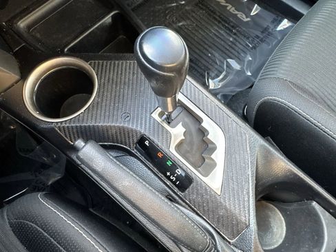 Used 2015 Toyota RAV4 XLE image 22