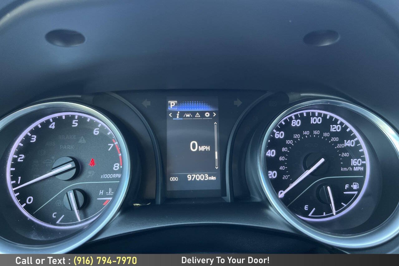 Used 2018 Toyota Camry LE FWD image 20