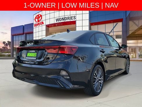Used 2022 Kia Forte GT-Line w/ GT-Line Technology Package FWD image 7