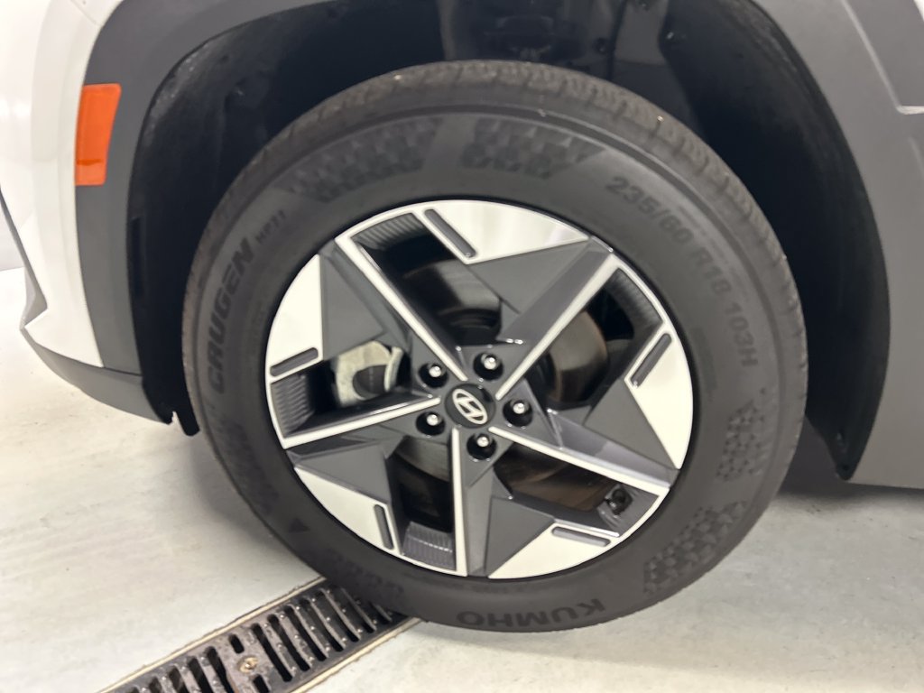 Used 2026 Hyundai Tucson SEL FWD image 9