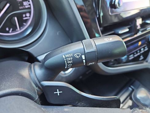 Used 2022 Toyota Camry SE w/ Cold Weather Package image 26