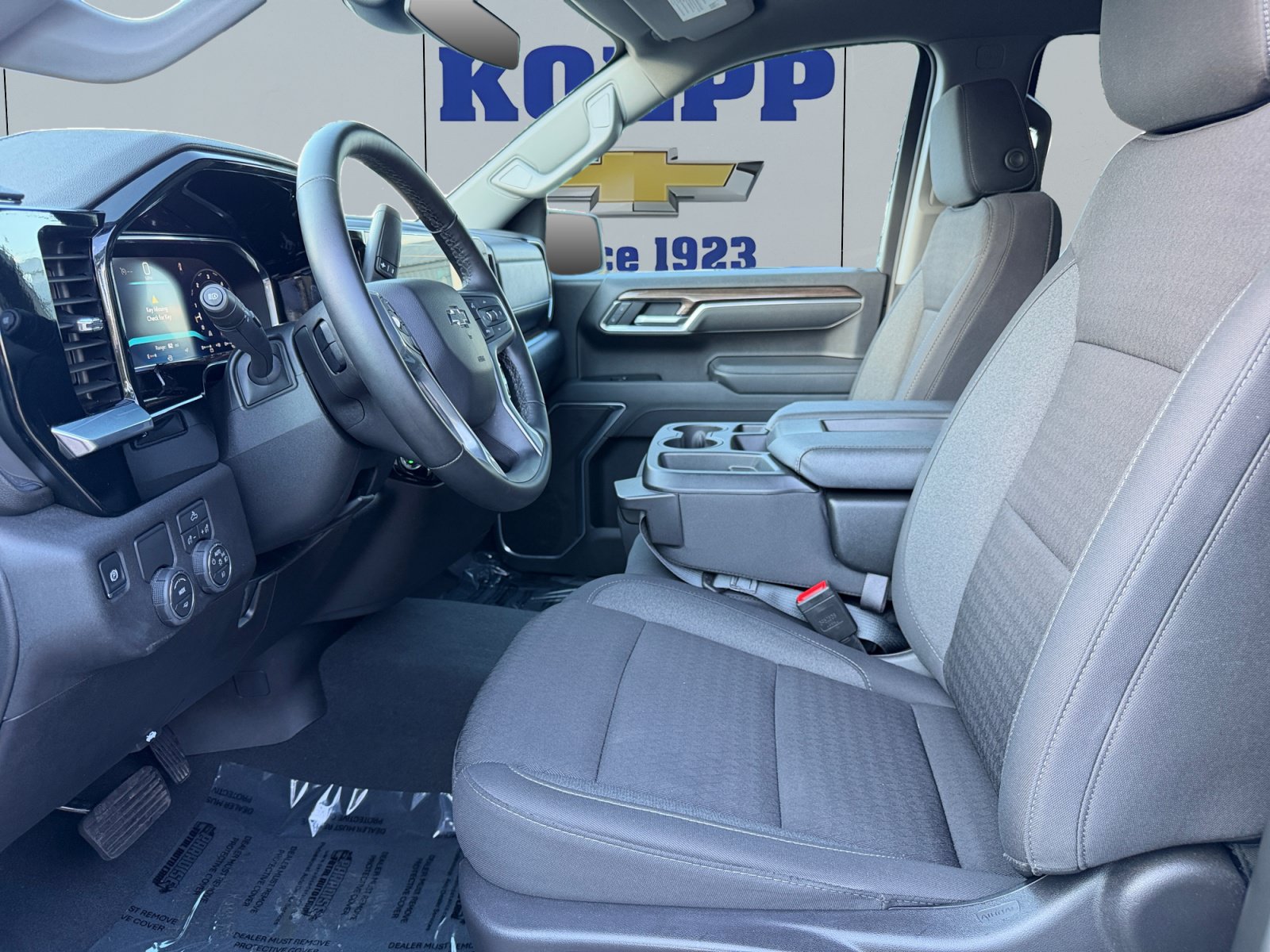 Used 2026 Chevrolet Silverado 1500 RST RWD image 10