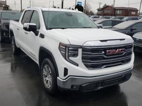 Certified 2024 GMC Sierra 1500 SLT image 3