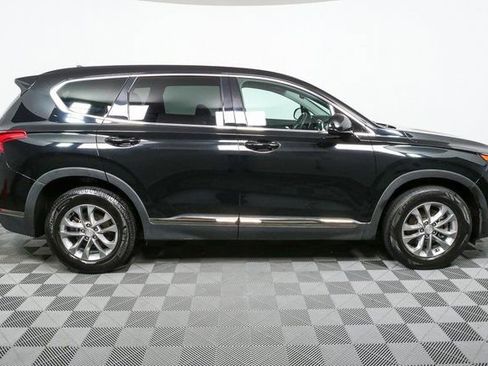 Used 2019 Hyundai Santa Fe SEL image 2