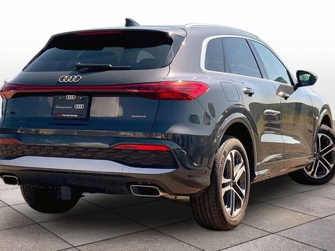 Used 2025 Audi Q5 Premium w/ Convenience Package AWD/4WD image 13