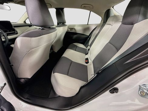 Used 2025 Toyota Corolla LE FWD image 17