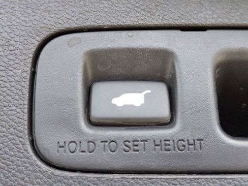 Used 2020 Honda CR-V Touring image 13