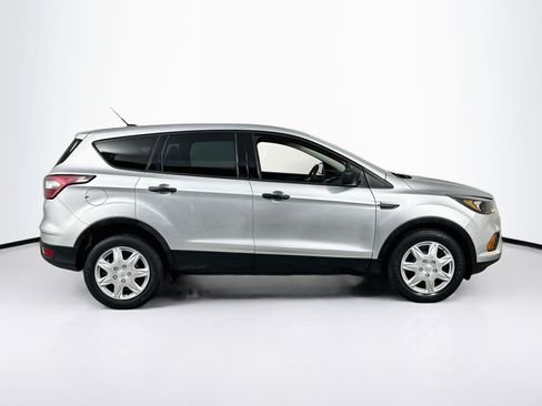 Used 2018 Ford Escape S FWD image 4