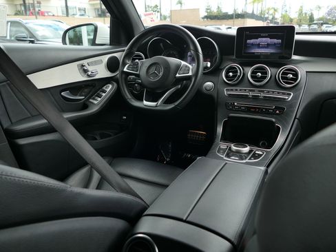 Used 2019 Mercedes-Benz GLC 300 w/ AMG Line image 25
