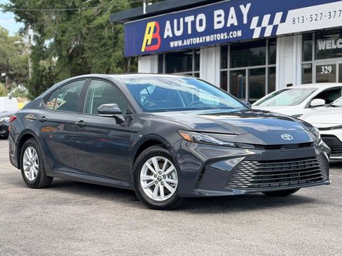 Used 2026 Toyota Camry LE FWD image 5