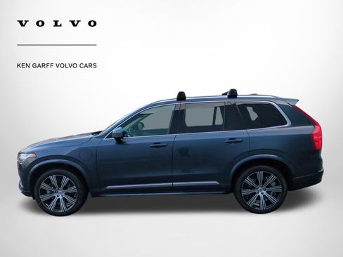 Used 2025 Volvo XC90 T8 Ultra w/ Protection Package Premier image 7