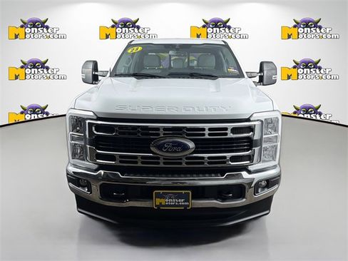 Used 2023 Ford F250 XLT w/ FX4 Off-Road Package image 2