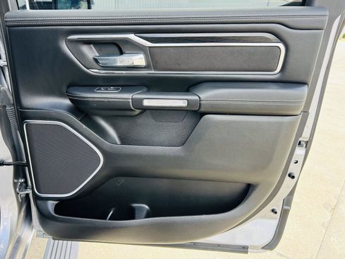 Used 2023 RAM 1500 Laramie AWD/4WD image 31