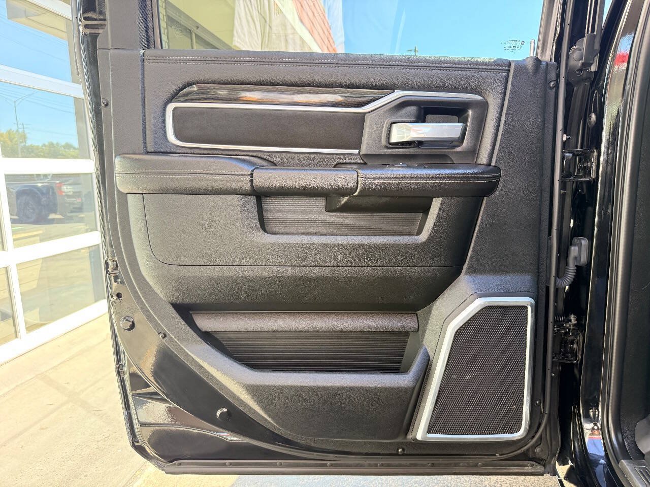Used 2021 RAM 3500 Laramie AWD/4WD image 31