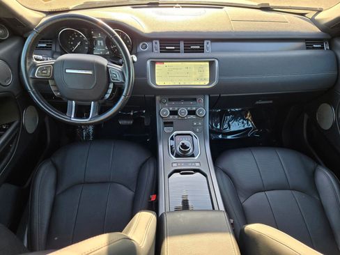 Used 2018 Land Rover Range Rover Evoque SE Dynamic AWD/4WD image 11