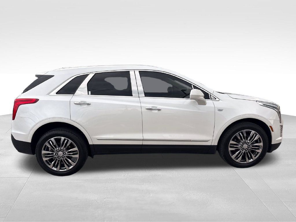 Used 2018 Cadillac XT5 Premium Luxury FWD image 7