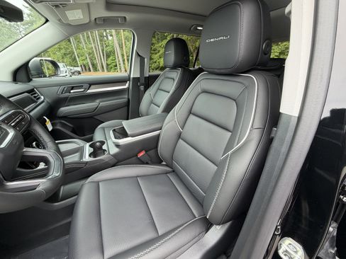 New 2026 GMC Terrain Denali AWD/4WD image 15