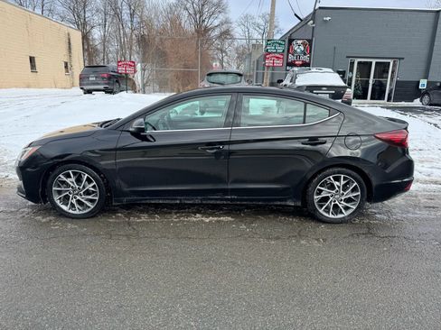 Used 2019 Hyundai Elantra Limited w/ Ultimate Package 02 image 8