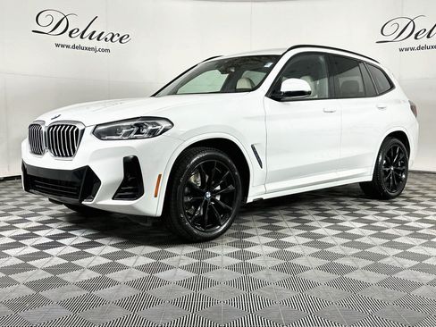 Used 2022 BMW X3 xDrive30i w/ M Sport Package 2 AWD/4WD image 3