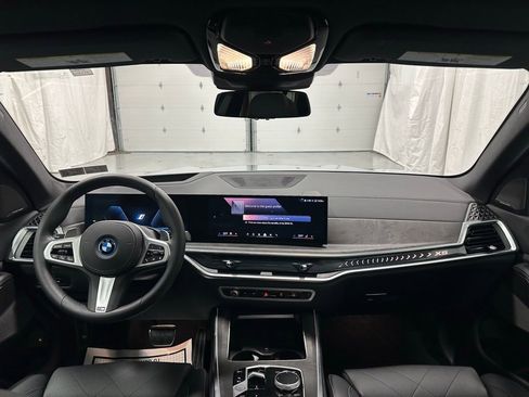Used 2026 BMW X5 xDrive50e image 39