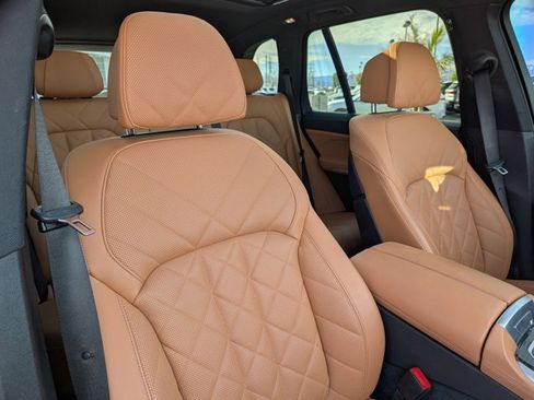 Certified 2023 BMW X5 xDrive45e w/ M Sport Package image 19