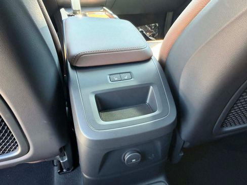 Certified 2024 Volvo XC60 T8 Plus w/ Climate Package AWD/4WD image 17