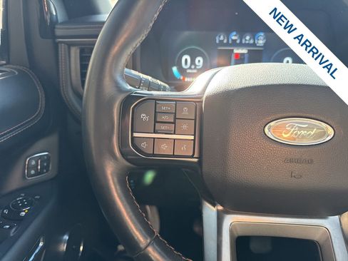 Used 2023 Ford Expedition Platinum AWD/4WD image 22