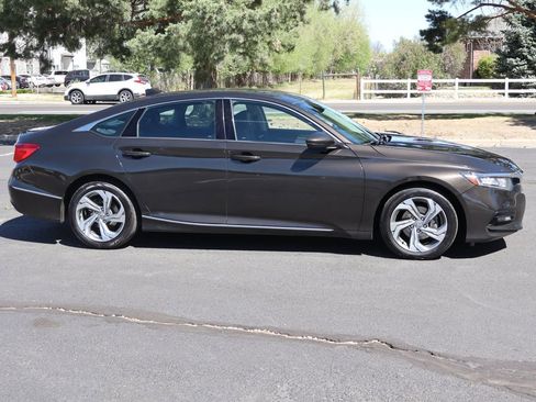 Used 2018 Honda Accord EX-L image 3