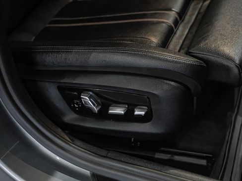 Used 2017 BMW 530i RWD image 29