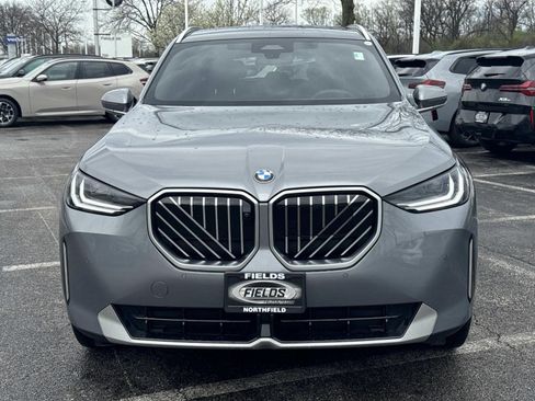 Used 2025 BMW X3 xDrive30i w/ Premium Package image 2