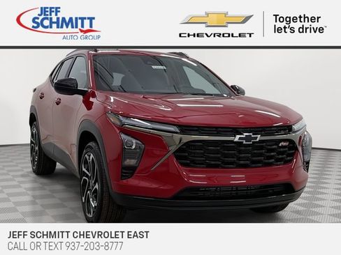 New 2026 Chevrolet Trax RS w/ Driver Confidence Package FWD image 1