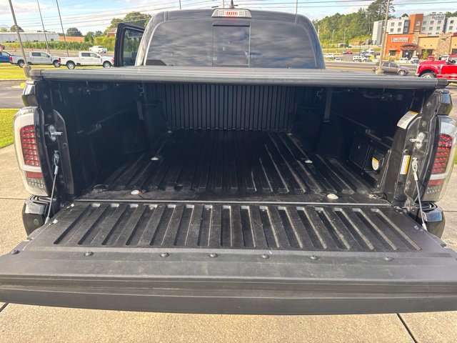 Used 2021 Toyota Tacoma TRD Sport w/ Technology Package AWD/4WD image 22
