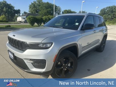 New 2025 Jeep Grand Cherokee Altitude