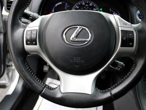 Used 2012 Lexus CT 200h Premium image 22