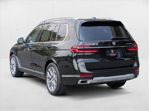 Used 2026 BMW X7 xDrive40i image 8