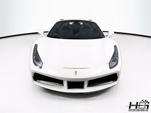 Used 2018 Ferrari 488 Spider RWD image 21