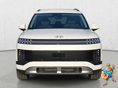 New 2026 Hyundai Ioniq 9 S RWD image 2