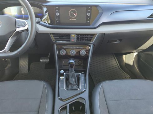 Certified 2023 Volkswagen Taos SE w/ Panoramic Sunroof Package image 37